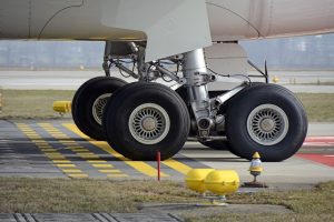 Airplane landing gear