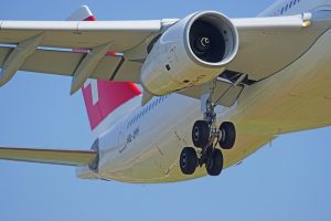 Jet airliner landing